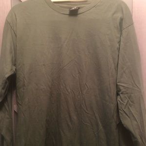 Men’s Obey long sleeve shirt